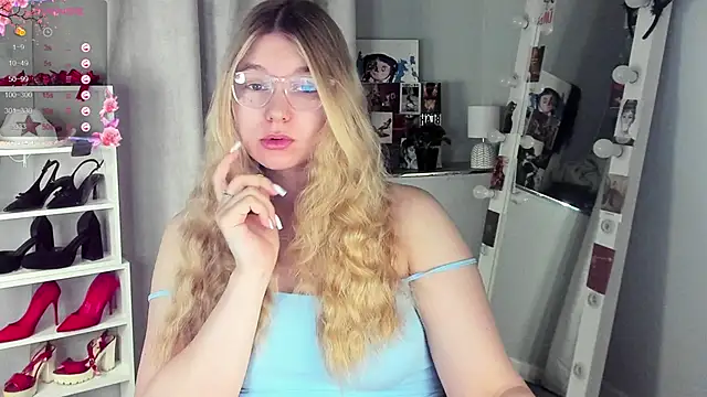 Rebecca Kelly online show from 02-19-26, 02:29