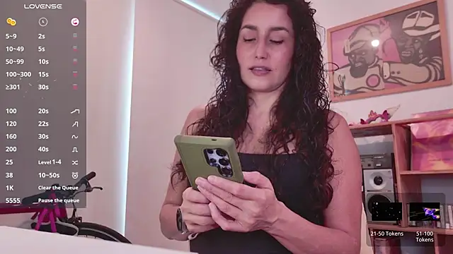 Snapshot of AndreaGomez88 chatting on 11-29-25, 08:56 AndreaGomez88 online show from 11-29-25, 08:56