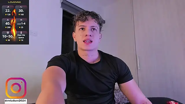 DerekOlsen online show from 11-10-25, 01:04