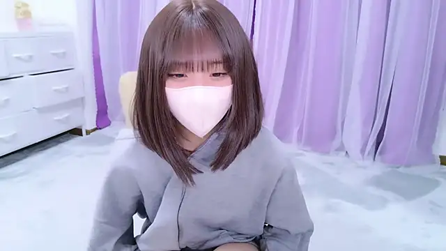 -Yuria- online show from 02-25-25, 02:00