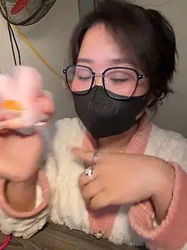 Snapshot of Jenni_nana chatting on 12-21-24, 08:39 Jenni nana online show from 12-21-24, 08:39