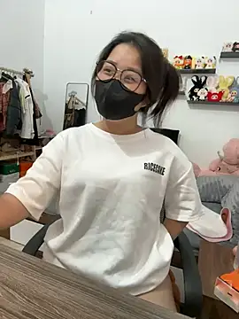 Snapshot of Jenni_nana chatting on 03-14-25, 10:39 Jenni nana online show from 03-14-25, 10:39