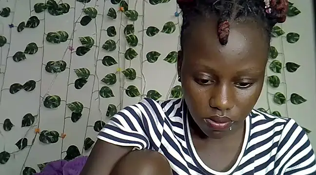 sexybree  online show from 02-02-25, 06:10