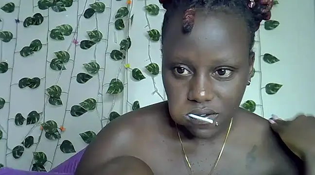 sexybree  online show from 02-11-25, 01:30