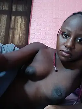 Snapshot of sexybree_ chatting on 07-02-26, 01:28 sexybree online show from 07-02-26, 01:28