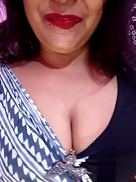 Snapshot of Palak22 chatting on 02-28-25, 09:15 Palak22 online show from 02-28-25, 09:15