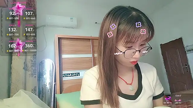 Lili 666 online show from 06-18-26, 07:19
