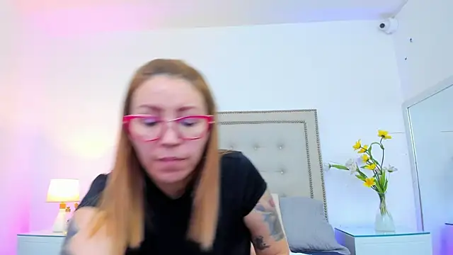 IsisDuzan online show from 03-08-25, 07:53