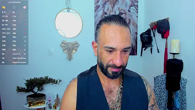 Snapshot of mr_maik chatting on 01-14-25, 10:17 mr maik online show from 01-14-25, 10:17