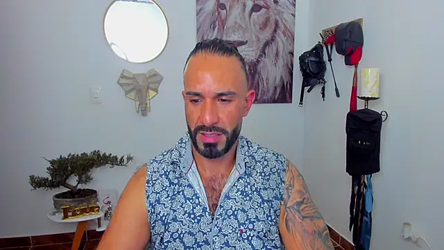 Snapshot of mr_maik chatting on 01-17-25, 03:00 mr maik online show from 01-17-25, 03:00