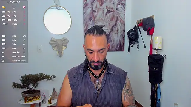 Snapshot of mr_maik chatting on 01-21-25, 12:39 mr maik online show from 01-21-25, 12:39