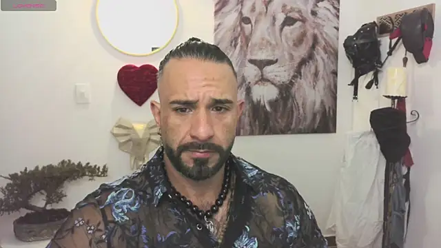 Snapshot of mr_maik chatting on 03-01-25, 12:23 mr maik online show from 03-01-25, 12:23