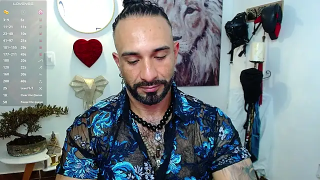 Snapshot of mr_maik chatting on 03-01-25, 04:00 mr maik online show from 03-01-25, 04:00