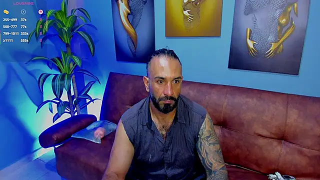 Snapshot of mr_maik chatting on 09-30-25, 03:28 mr maik online show from 09-30-25, 03:28