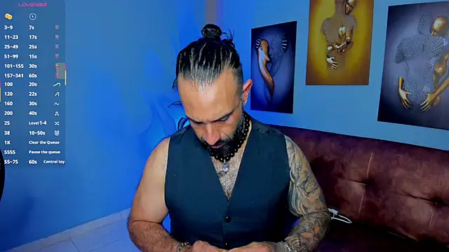 Snapshot of mr_maik chatting on 10-05-25, 10:07 mr maik online show from 10-05-25, 10:07