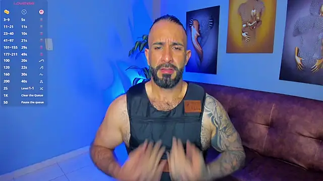 Snapshot of mr_maik chatting on 10-11-25, 11:03 mr maik online show from 10-11-25, 11:03