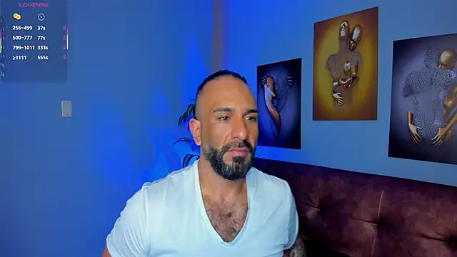 Snapshot of mr_maik chatting on 10-14-25, 01:56 mr maik online show from 10-14-25, 01:56