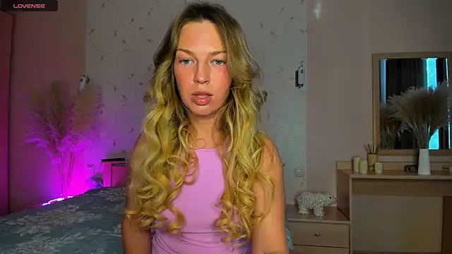 Snapshot of Jeanne_Williams chatting on 02-04-25, 09:28 Jeanne Williams online show from 02-04-25, 09:28