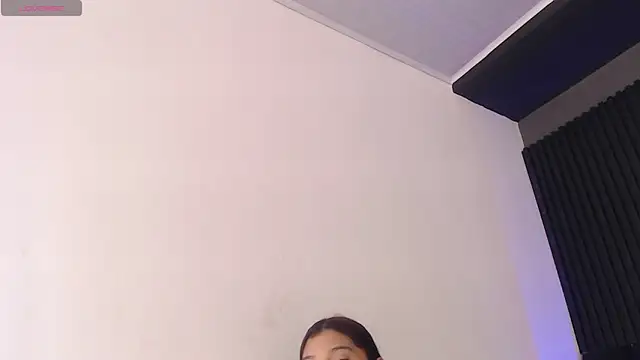 nami hot04 online show from 12-23-24, 01:29