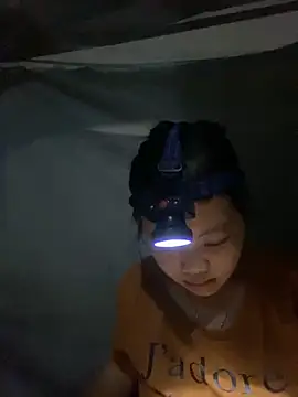 Snapshot of chaomay796xo chatting on 12-05-24, 01:58 chaomay796xo online show from 12-05-24, 01:58