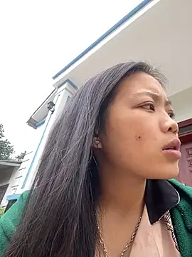 Snapshot of chaomay796xo chatting on 12-12-24, 03:10 chaomay796xo online show from 12-12-24, 03:10