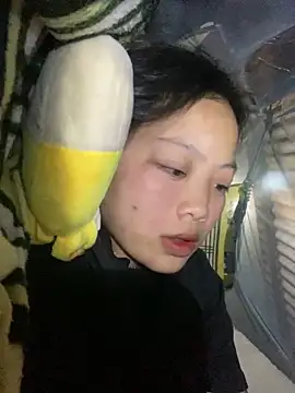 Snapshot of chaomay796xo chatting on 12-19-24, 05:40 chaomay796xo online show from 12-19-24, 05:40