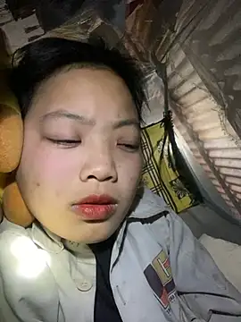 Snapshot of chaomay796xo chatting on 01-16-25, 05:11 chaomay796xo online show from 01-16-25, 05:11