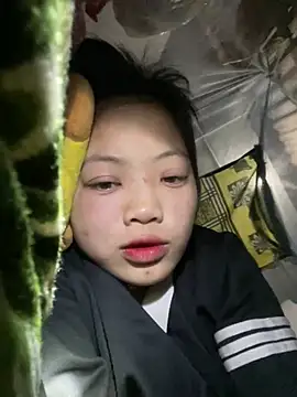 Snapshot of chaomay796xo chatting on 02-14-25, 06:23 chaomay796xo online show from 02-14-25, 06:23