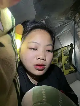 Snapshot of chaomay796xo chatting on 03-17-25, 06:40 chaomay796xo online show from 03-17-25, 06:40