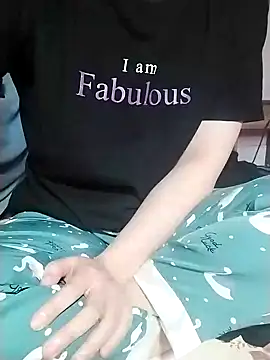 Snapshot of ngoclothingoc9en chatting on 03-13-25, 12:05 ngoclothingoc9en online show from 03-13-25, 12:05