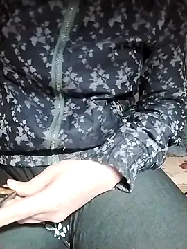 Snapshot of ngoclothingoc9en chatting on 03-18-25, 10:57 ngoclothingoc9en online show from 03-18-25, 10:57