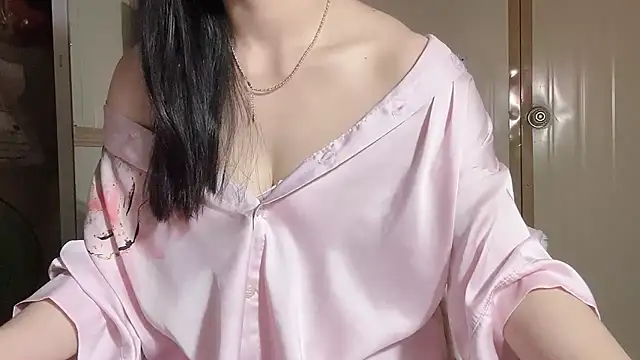 LinhChi 9x online show from 03-28-26, 12:54