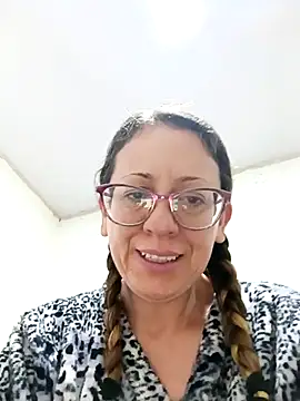 miss hanna07 online show from 12-04-25, 09:51