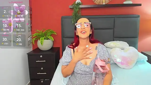 Snapshot of jadde13_ chatting on 12-06-24, 05:42 jadde13 online show from 12-06-24, 05:42