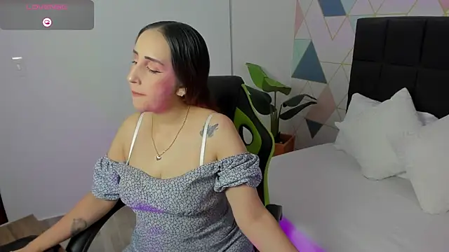 Snapshot of jadde13_ chatting on 10-01-25, 08:04 jadde13 online show from 10-01-25, 08:04