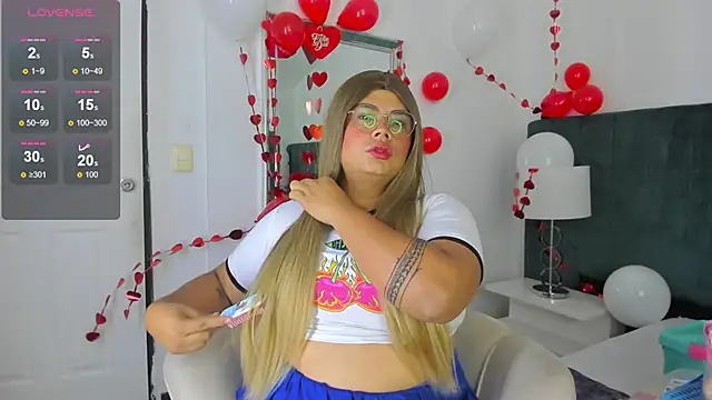 Snapshot of Tom_Silver__ chatting on 02-20-25, 07:19 Tom Silver online show from 02-20-25, 07:19