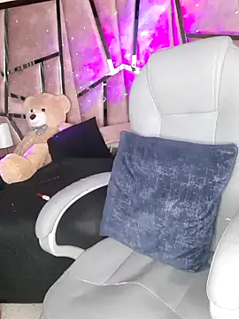 arisantana online show from 03-23-25, 06:05