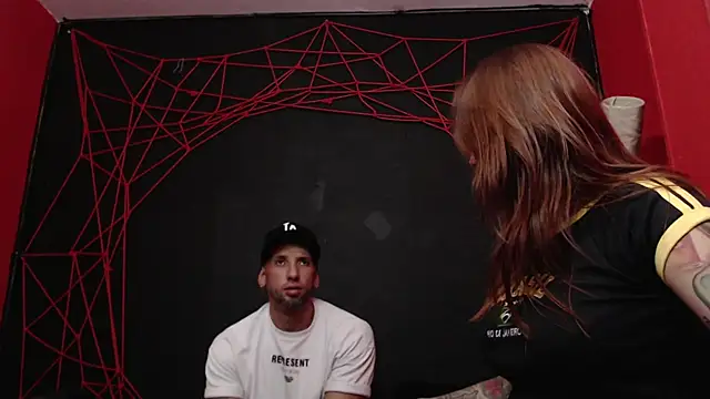 Snapshot of Joseph_and_Amy_ chatting on 01-09-25, 06:57 Joseph and Amy online show from 01-09-25, 06:57