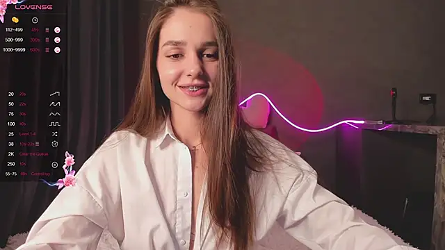 Snapshot of JudyAngil chatting on 03-17-25, 07:37 JudyAngil online show from 03-17-25, 07:37