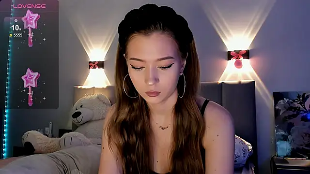 Snapshot of diana_nier chatting on 09-30-25, 06:35 diana nier online show from 09-30-25, 06:35