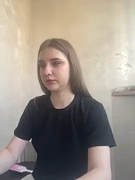 MollyDolle online show from 04-18-26, 11:03
