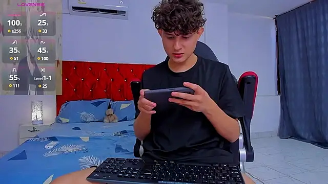 Nathan Bluee online show from 12-18-24, 03:44