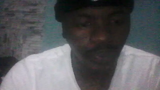 Snapshot of DigCrok chatting on 06-18-26, 10:03 DigCrok online show from 06-18-26, 10:03