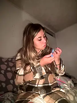 Snapshot of Khalyk_G chatting on 09-12-25, 06:46 Khalyk G online show from 09-12-25, 06:46