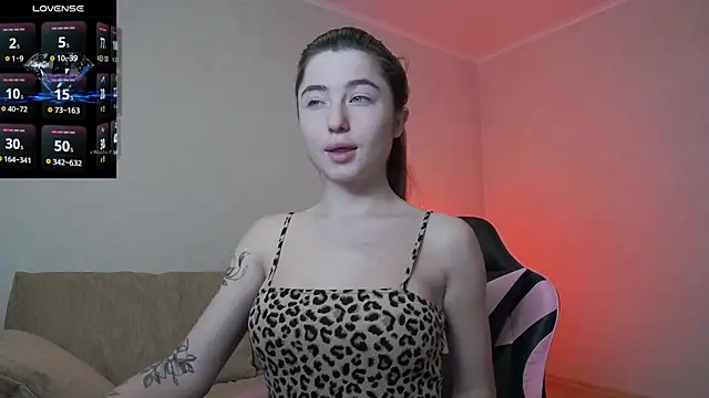 Snapshot of Luxuryalma chatting on 11-25-25, 05:07 Luxuryalma online show from 11-25-25, 05:07