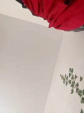 Snapshot of CaatHot chatting on 01-28-25, 10:45 CaatHot online show from 01-28-25, 10:45