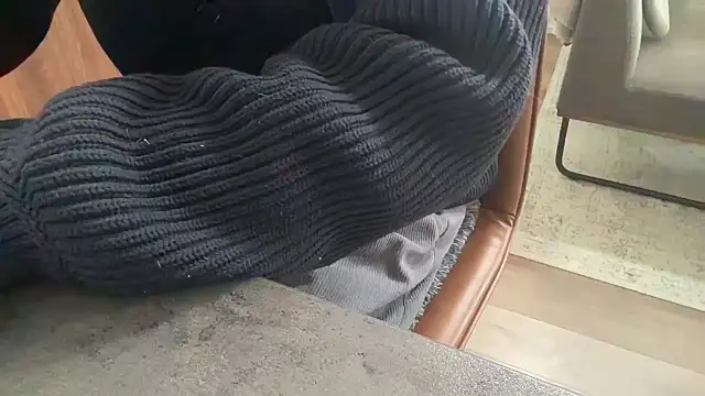 atom0407 online show from 03-10-26, 02:16