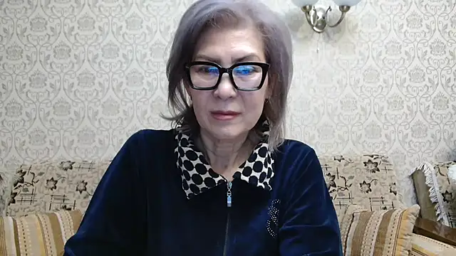 Elegant00Lady online show from 10-15-25, 02:28