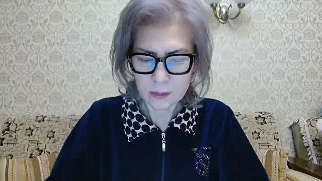 Elegant00Lady online show from 10-20-25, 05:46
