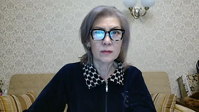 Elegant00Lady online show from 11-06-25, 04:30